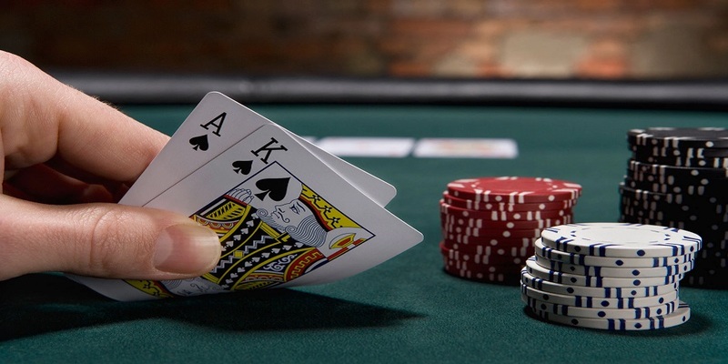 Luật chơi Poker cơ bản